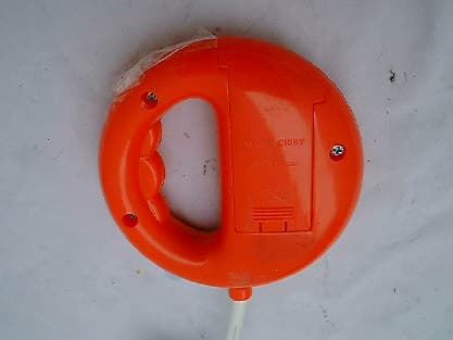Remote Control Toy Transmitter - FCC ID HDT80TX135 - Kin Yat Industrial Co Ltd