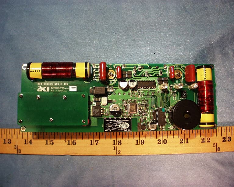 RF Tag Reader - FCC ID HE7APC - Xmark Corporation