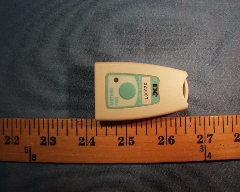 Portable RFID Tag Reader - FCC ID HE7MTG - Xmark Corporation (2)