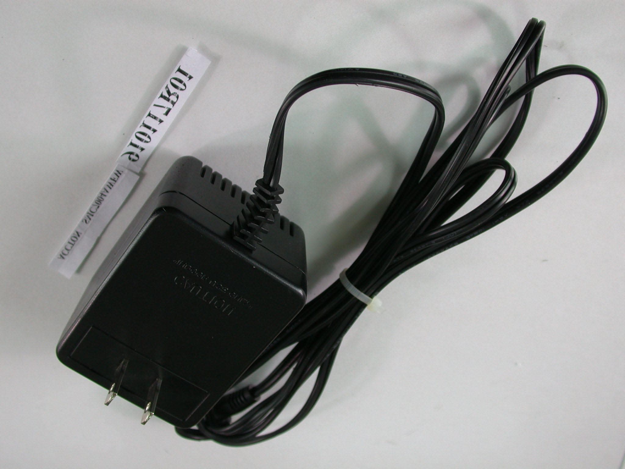 2.4 GHz Wireless Router - FCC ID HEDACC7004WFW - Accton Technology Corp (3)