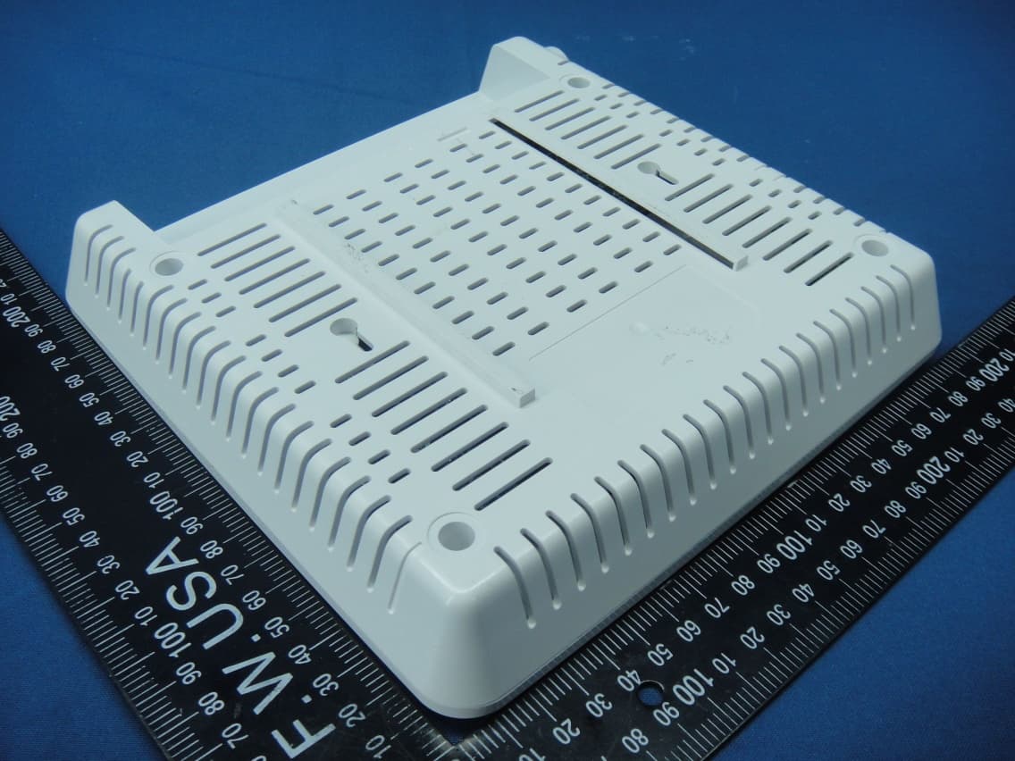 802.11b/g/n Wireless Access Point, 2.4GHz Ceiling/Wall/Desktop Enterprise AP - FCC ID HEDSSAC300 - Accton Technology Corp (3)