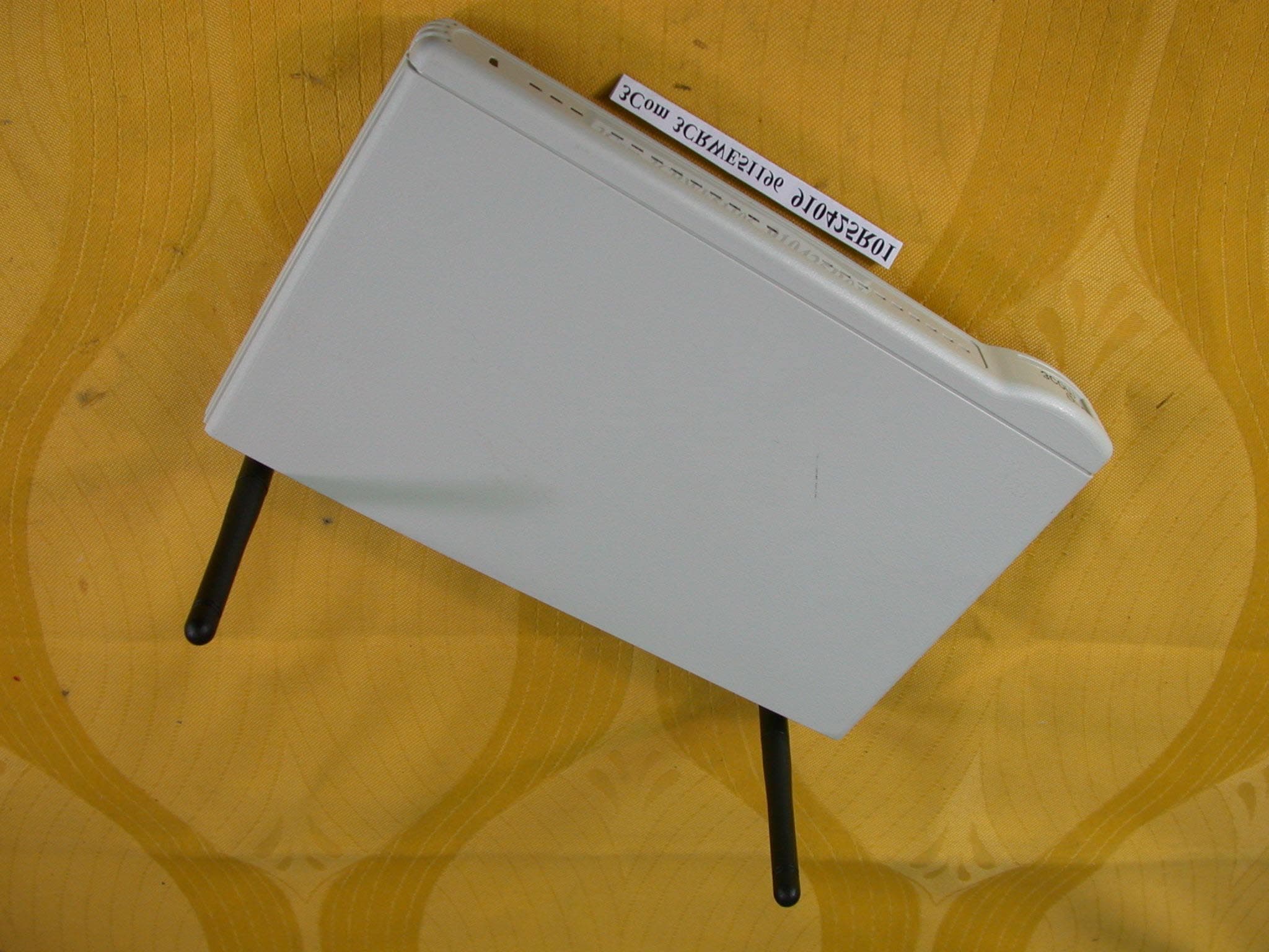 Wireless Cable/DSL Gateway 3CRWE51196 - FCC ID HEDWG3005BACC - Accton Technology Corp (3)