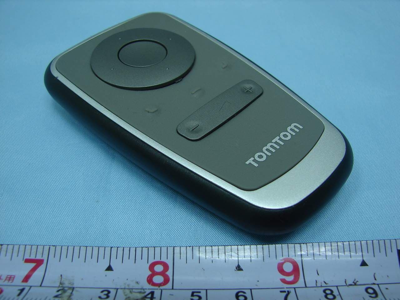 BLUETOOTH GO REMOTE - FCC ID HFS-ASTOM2 - Quanta Computer Inc (3)