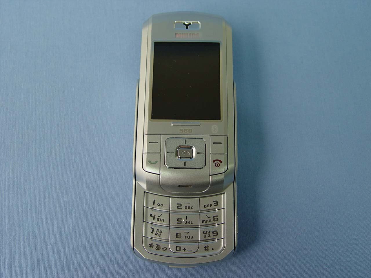 Tri-Band Mobile Phone W/ Bluetooth - FCC ID HFS-CT9608 - Quanta Computer Inc (3)
