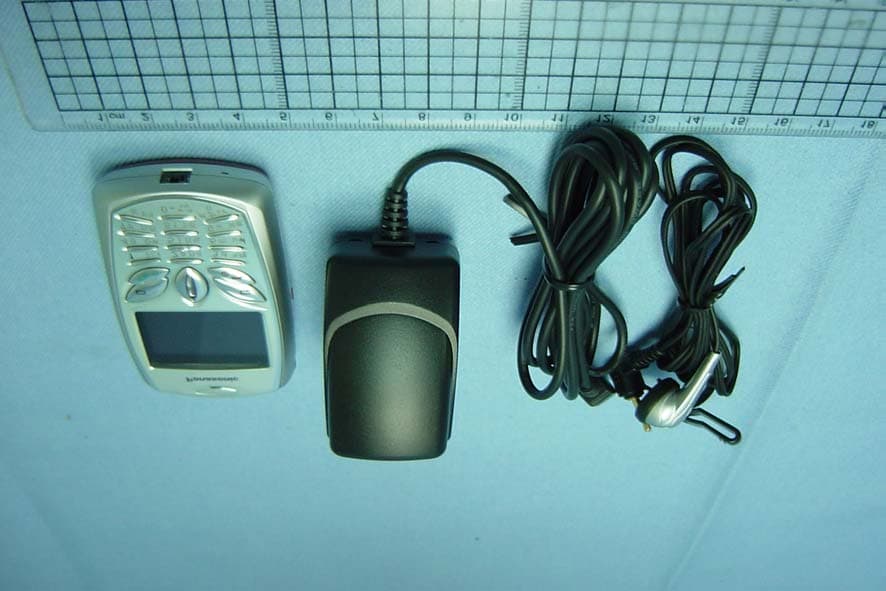 PCS-GSM Cellular Phone - FCC ID HFS-G50 - Quanta Computer Inc
