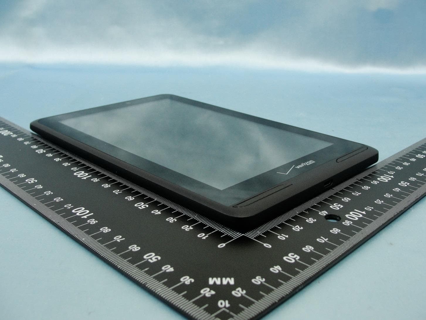 7 TABLET PC - FCC ID HFS-QMV7A - Quanta Computer Inc (3)