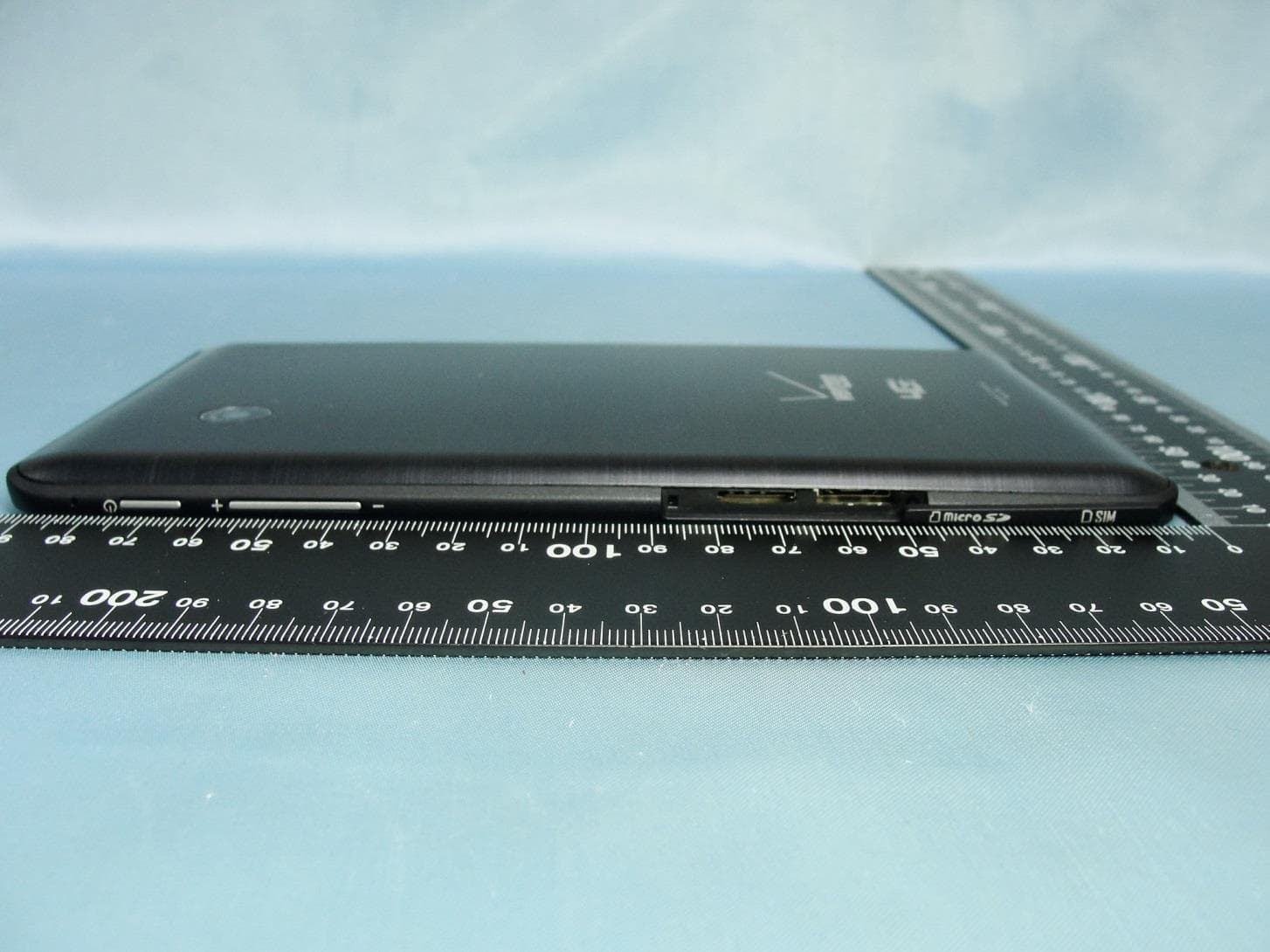 7 TABLET PC - FCC ID HFS-QMV7A - Quanta Computer Inc (4)