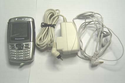 1900 MHz GSM / GPRS Cellular Phone - FCC ID HFS-X300 - Quanta Computer Inc (3)