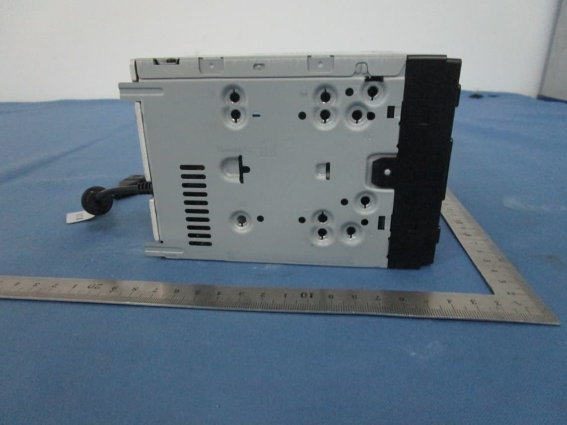 Aftermarket Radio - FCC ID HFS-XE5 - Quanta Computer Inc (3)
