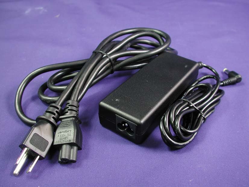 Notebook Computer - FCC ID HFS802MI3BEG8 - Quanta Computer Inc (2)