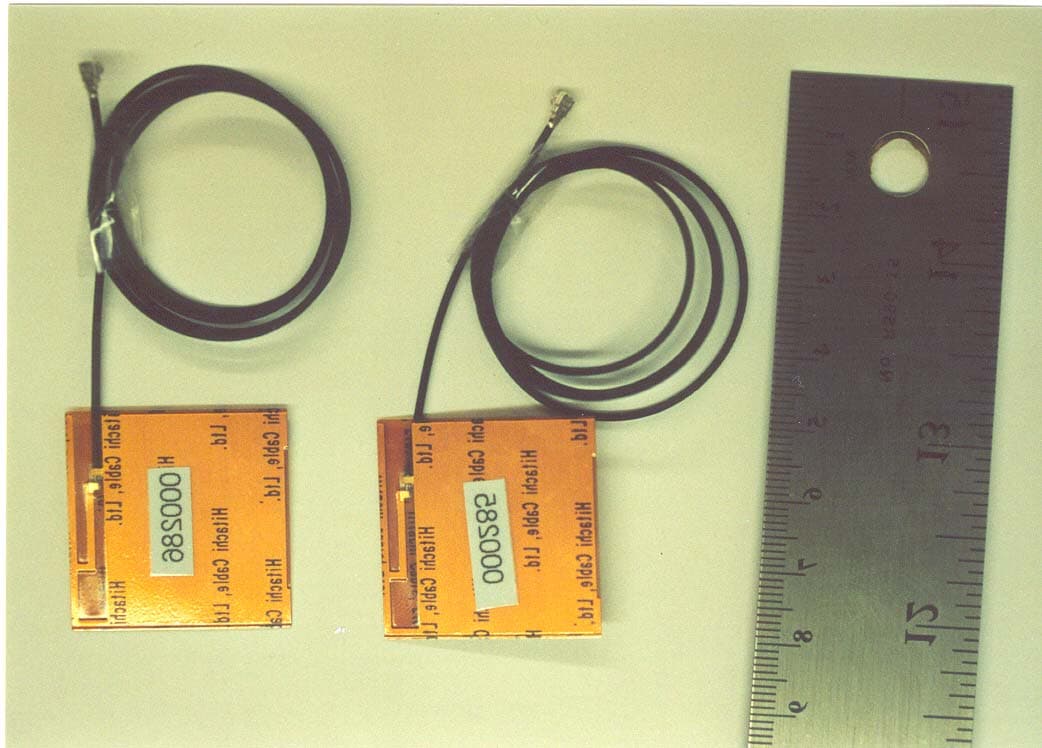 Notebook Computer With 802.11b Wireless LAN - FCC ID HFSZG1SWM3B2100 - Quanta Computer Inc (2)