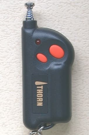 Car Security Transmitter - FCC ID HH8-DY6P20-TX - Dong Yang Security Electronics Co