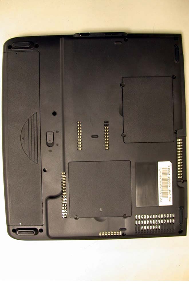 Notebook Computer with WLAN and Bluetooth - FCC ID HLZMS2154RM8 - Acer Incorporated (1)