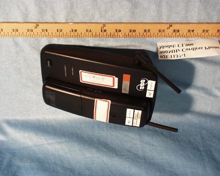 900MHz Cordless Telephone System - FCC ID HOLCL906 - Cidco Communications Corporation (2)