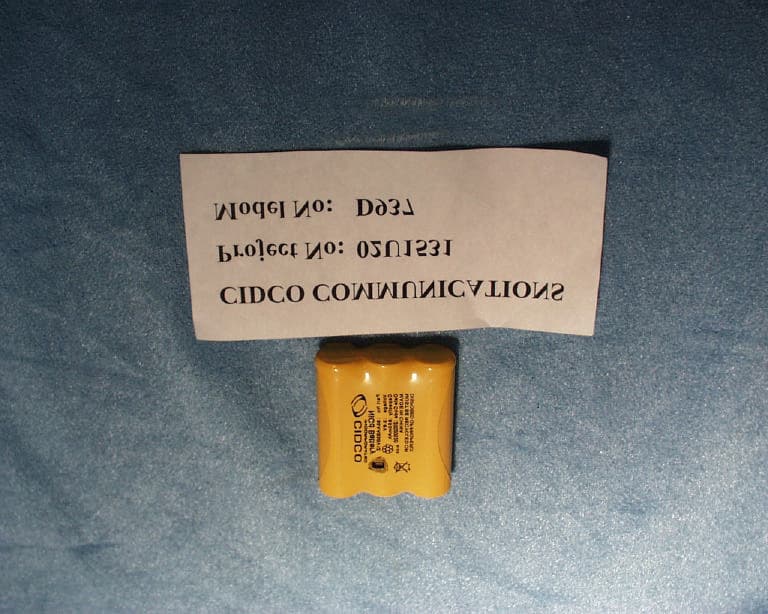900MHz Digital Spread Spectrum Cordless Phone - FCC ID HOLD93X - Cidco Communications Corporation