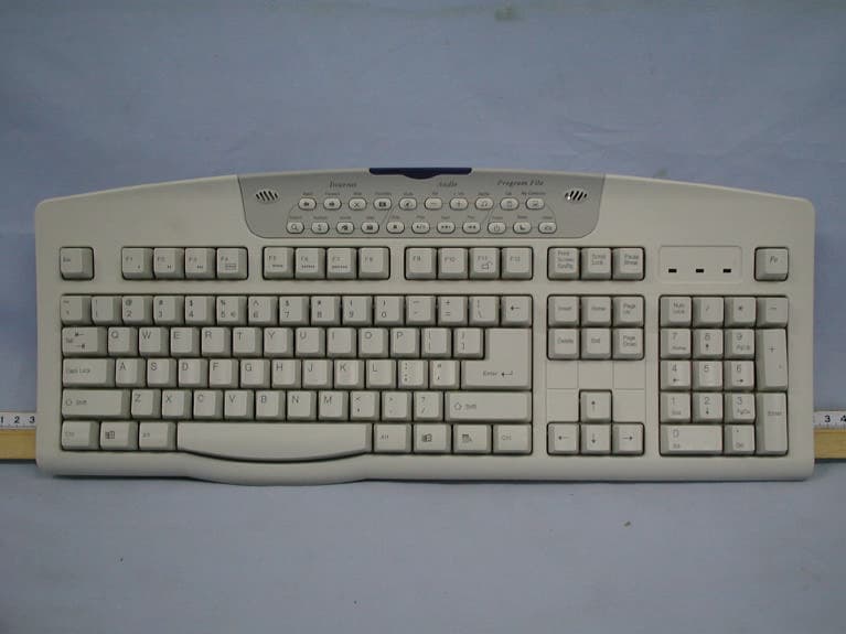Wireless Keyboard - FCC ID HQKKMEKF9801 - Key Mouse Electronic Enterprise Co Ltd (1)