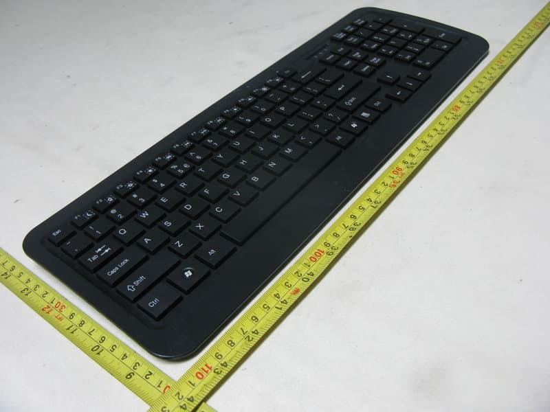 Metallic Thin-Profile Wireless Keyboard - FCC ID HQXAKM-020 - Sysgration Ltd. (3)