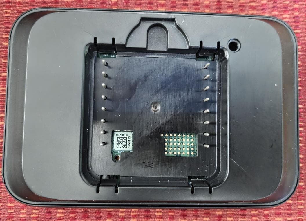 Smart Thermostat - FCC ID HS9-THX900WF01 - Resideo LLC.