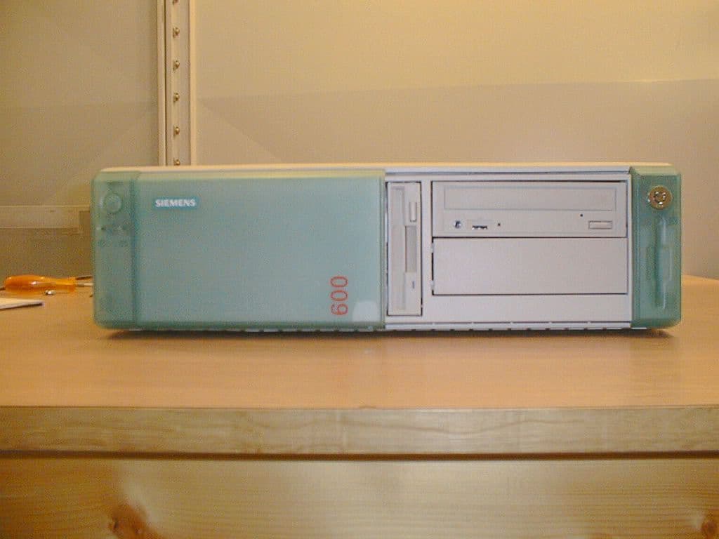 JBC - Part 15 Class B Computing Device/Personal Computer - FCC ID HSSSCENIC6201 - Fujitsu Technology Solutions GmbH