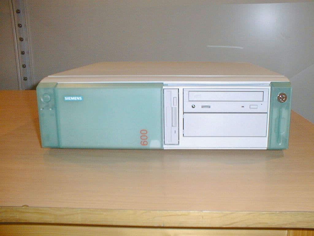personal computer - FCC ID HSSSCENIC6511 - Fujitsu Technology Solutions GmbH