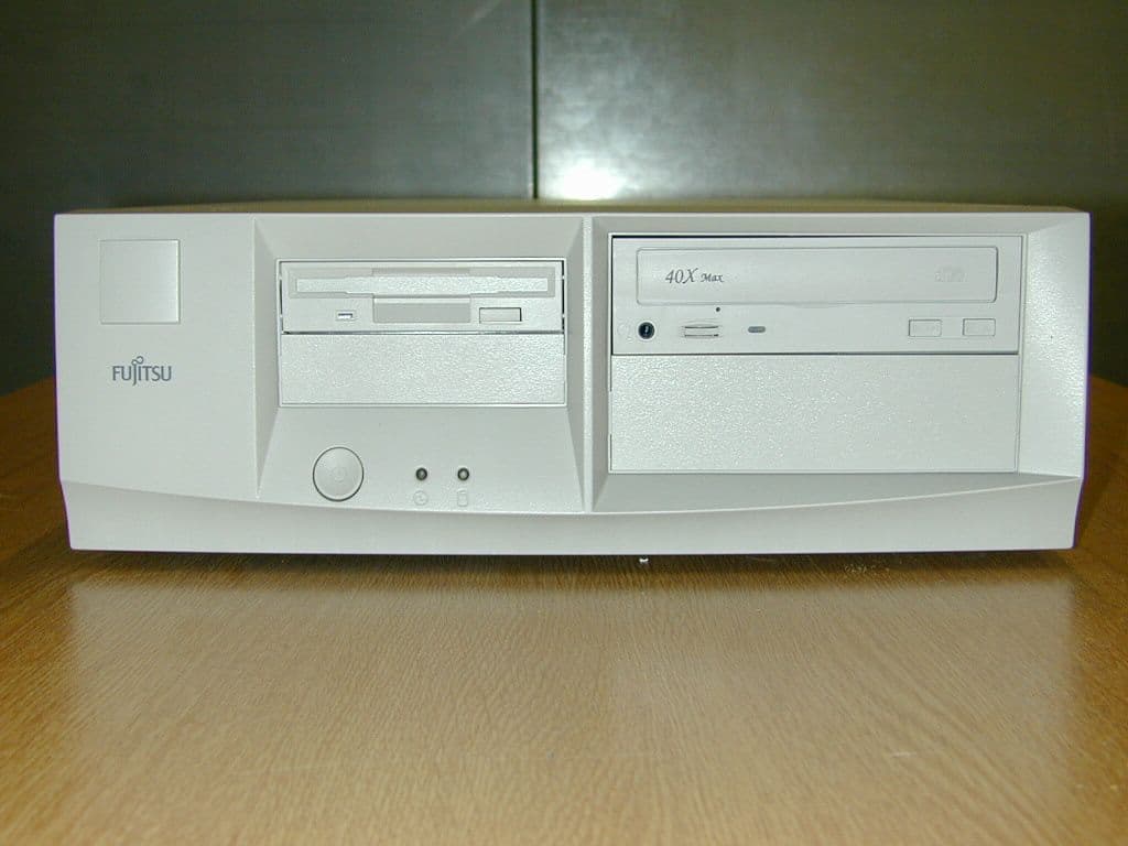 Personal Computer - FCC ID HSSSCENICED01 - Fujitsu Technology Solutions GmbH