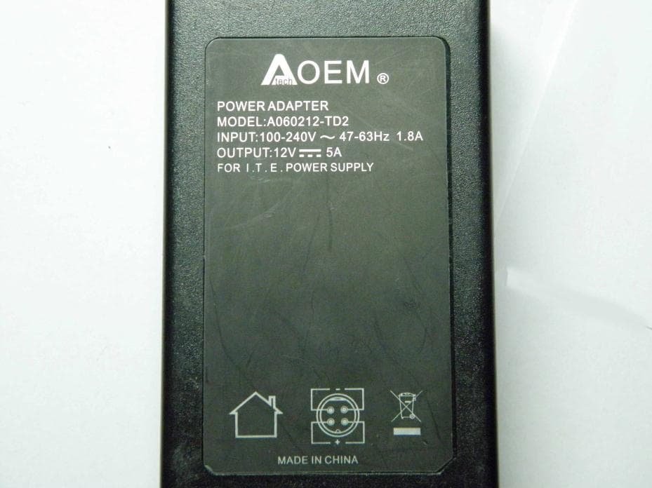 LCD Tablet - FCC ID HV4DTH2200 - Wacom Co Ltd (4)