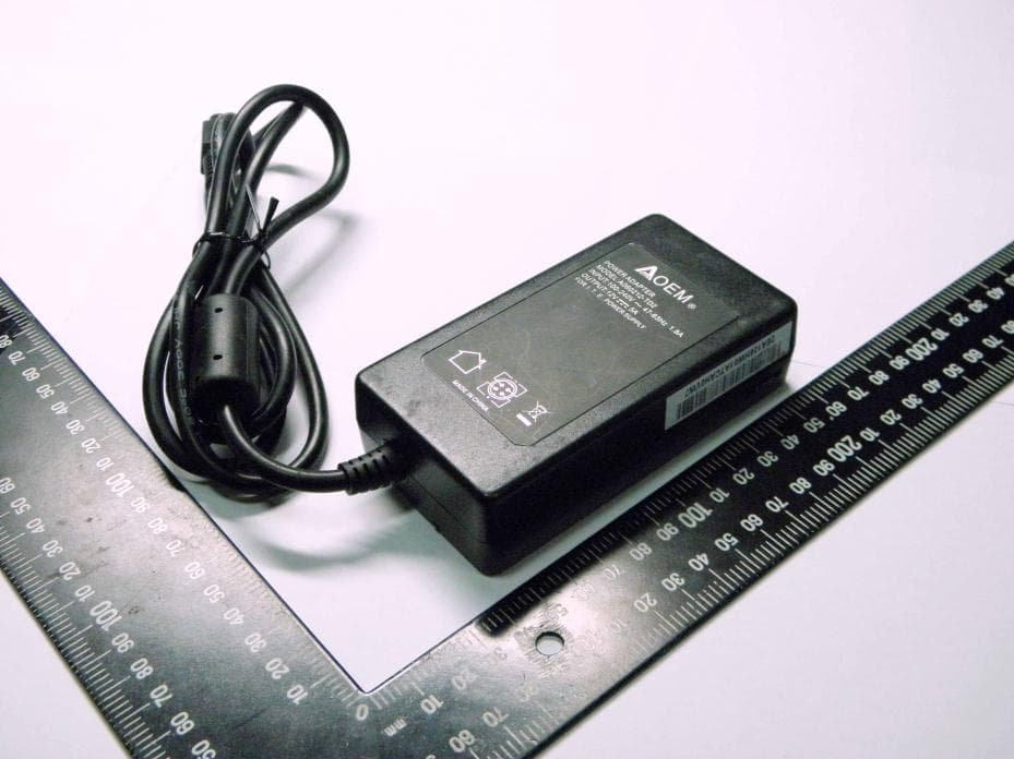 LCD Tablet - FCC ID HV4DTH2200 - Wacom Co Ltd (2)