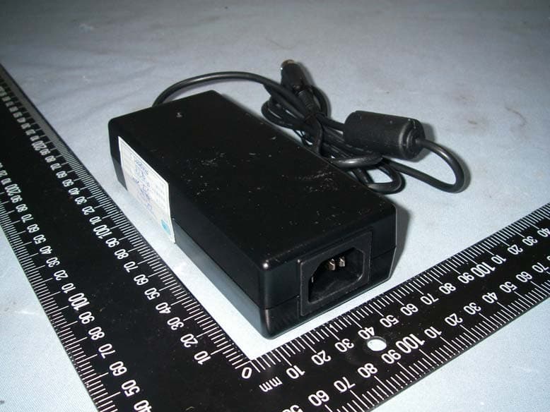 LCD Tablet - FCC ID HV4DTZ2000W - Wacom Co Ltd (3)