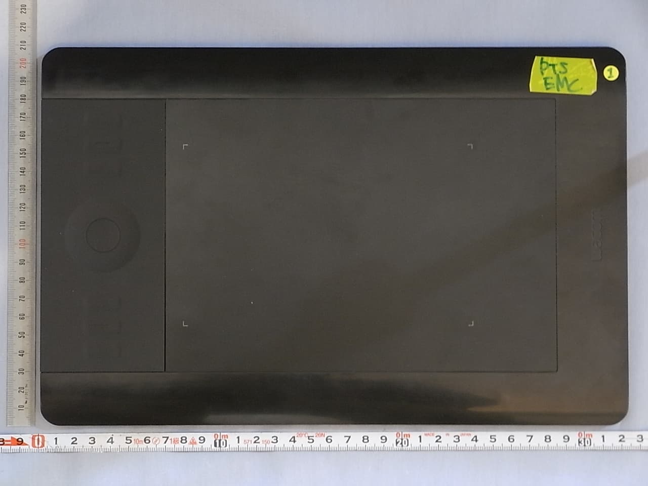 Pen Tablet, Pen & Touch Tablet - FCC ID HV4PTH450 - Wacom Co Ltd (2)