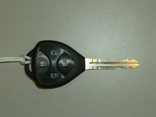 Remote Control Transmitter - FCC ID HYQ12BBY - Denso Corporation (1)