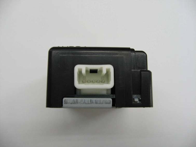 Remote Keyless Entry System - Receiver - FCC ID HYQ13CZD - Denso Corporation (2)