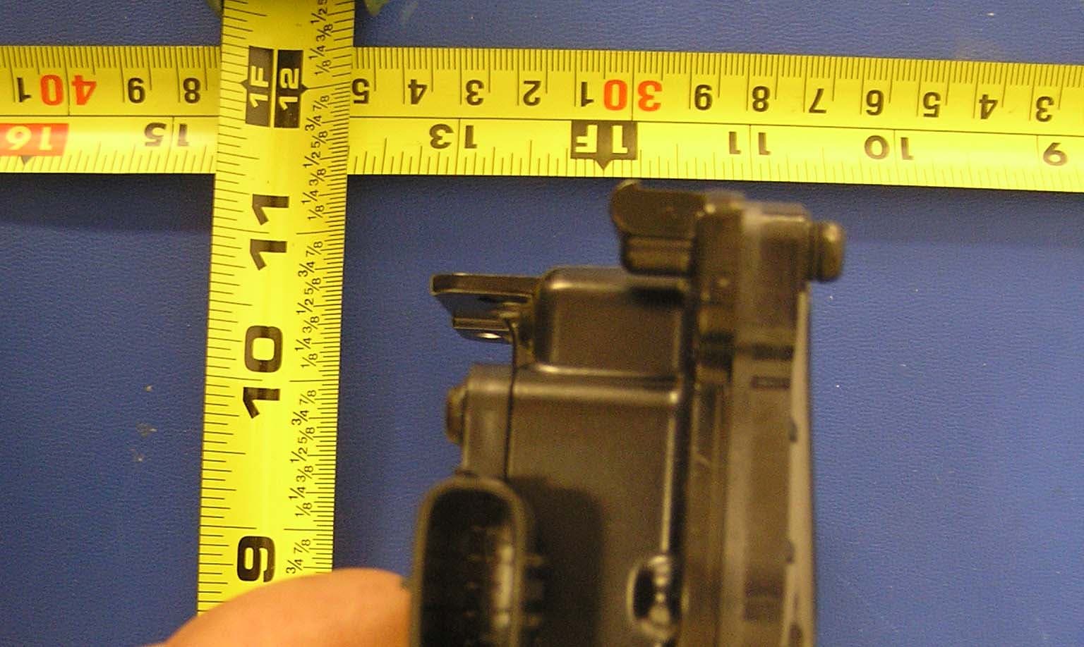 MILLIMETER WAVE RADAR SENSOR 76 GHz VEHICLE MOUNT - FCC ID HYQDNMWR005 - Denso Corporation (4)
