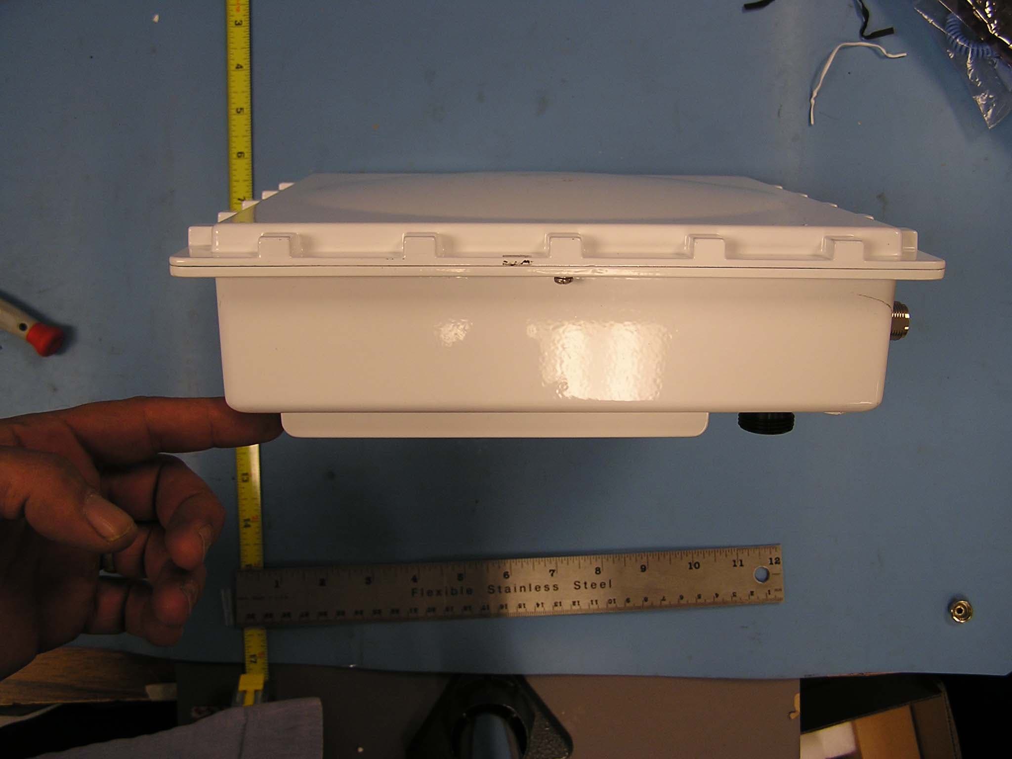 Dual Band Wireless AP W/ Built in Amplifier - FCC ID HZB-4900LR - Proxim Wireless Corporation (5)