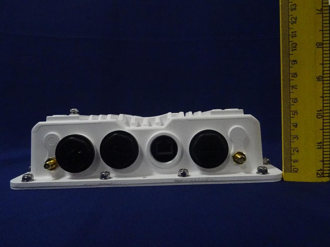 Startum X5 Gigabit 5 GHz Radio - FCC ID HZB-GIGA5 - Proxim Wireless Corporation (4)