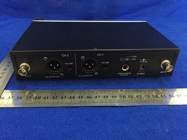 Wireless Receiver - FCC ID I4S-PLL16D - Peavey Electronics Corporation (2)