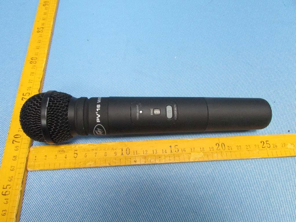 WIRELESS TRANSMITTER - FCC ID I4S-PVUH6T - Peavey Electronics Corporation (4)