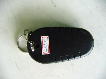 Remote Control Transmitter - FCC ID I6ZCMXT62 - Cenmax Group U.S.A. (1)