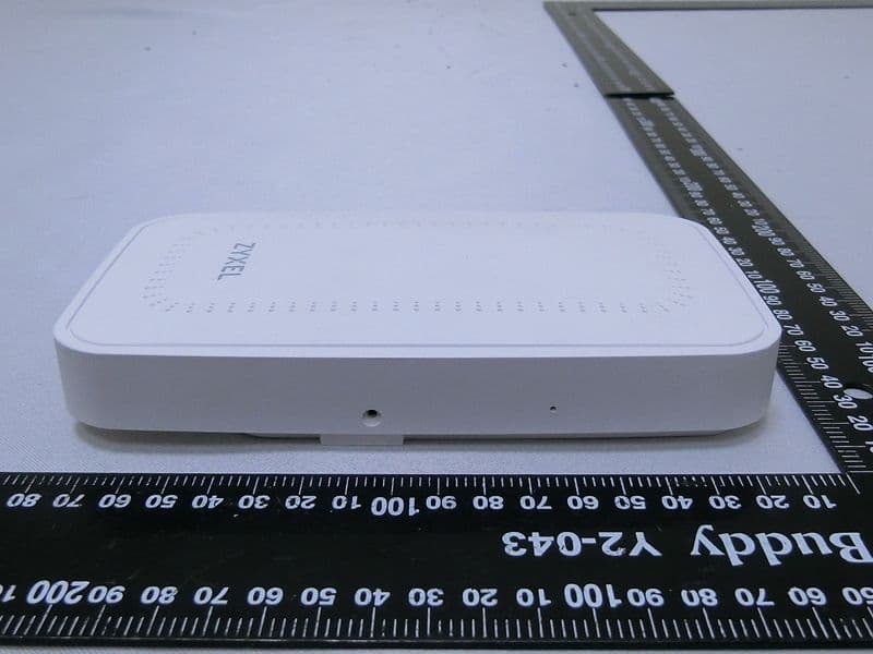 802.11ax (WiFi 6) Dual-Radio Wall-Plate Unified Access Point - FCC ID I8803973 - ZyXEL Communications Corporation (4)
