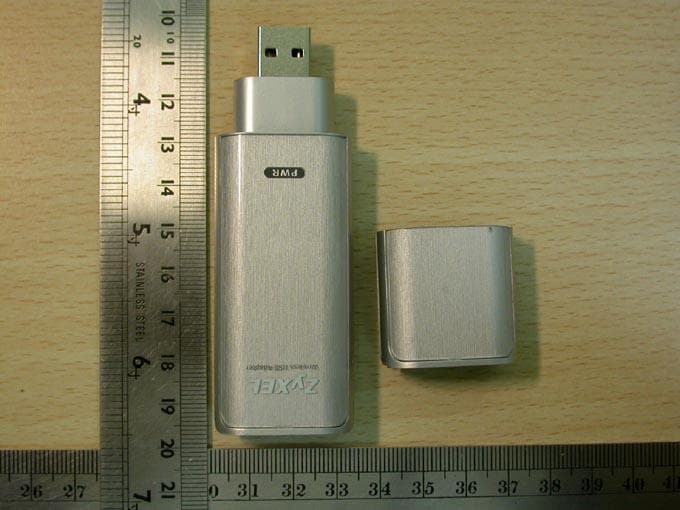 802.11g Wireless USB Adapter - FCC ID I88G220F - ZyXEL Communications Corporation (2)