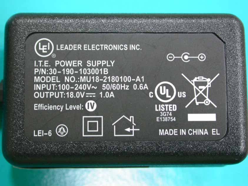 WiMAX IEEE802.16e Indoor Basic CPE-2.5GHz - FCC ID I88MAX200M1 - ZyXEL Communications Corporation