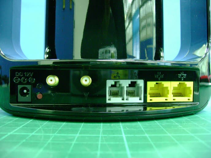 WiMax MIMO Indoor CPE - FCC ID I88MAX206M2 - ZyXEL Communications Corporation (3)