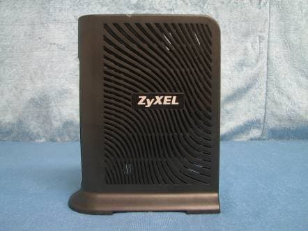 802.11n Wireless ADSL2+ Gateway - FCC ID I88P660NT1A - ZyXEL Communications Corporation (4)