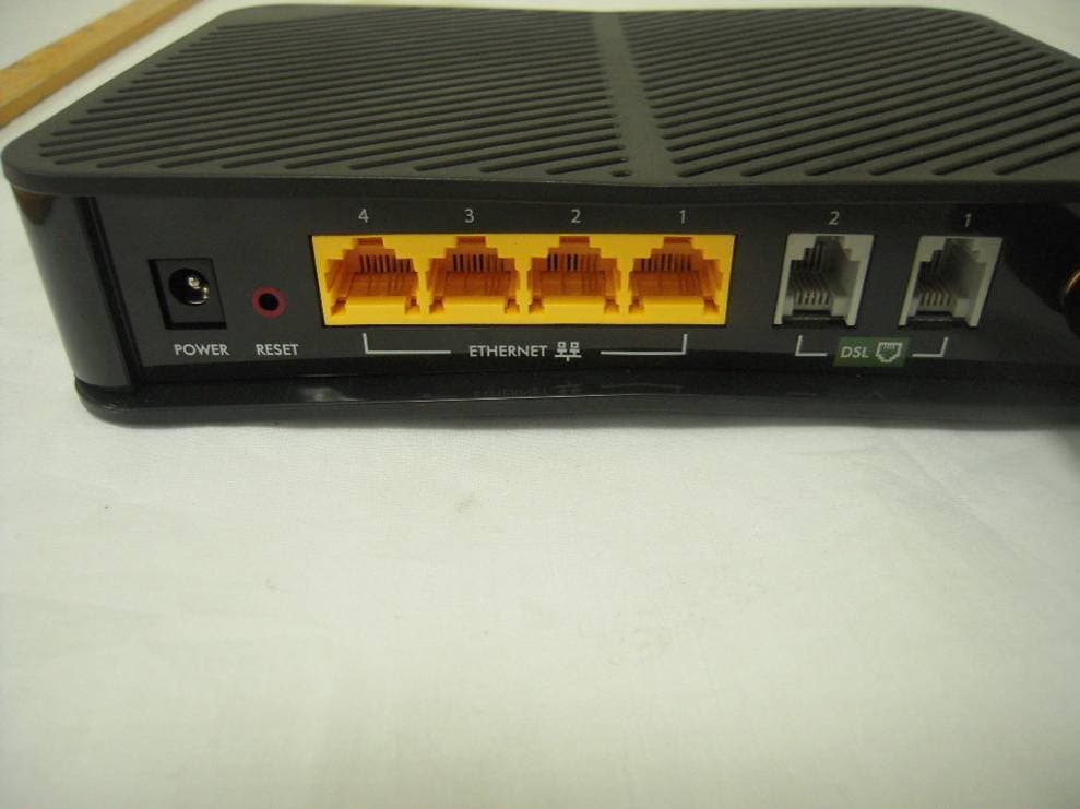 802.11n Dual ADSL 2+ 4-port Gateway - FCC ID I88P664HNT1 - ZyXEL Communications Corporation (5)