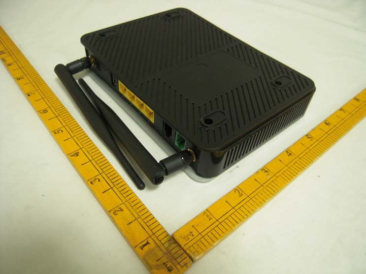 802.11n VDSL2+ 4-port Gigabit Ethernet USB Gateway - FCC ID I88Q1000Z - ZyXEL Communications Corporation (3)