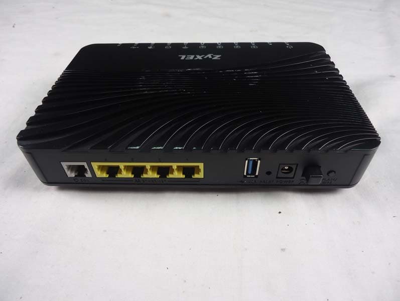 Dual WAN VDSL2 Gateway with 802.11n; Wireless N VDSL2 4-ports Gateway with USB - FCC ID I88VMG1312B10A - ZyXEL Communications Corporation (4)