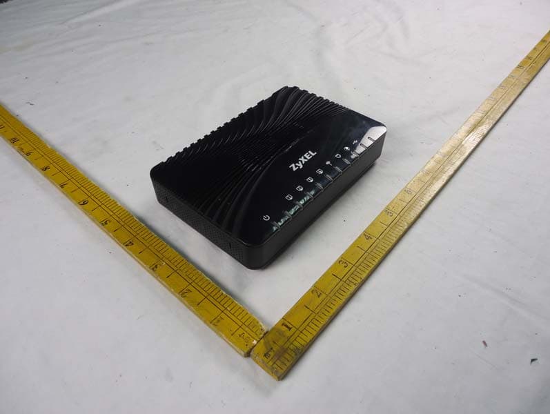 Dual WAN VDSL2 Gateway with 802.11n; Wireless N VDSL2 4-ports Gateway with USB - FCC ID I88VMG1312B10A - ZyXEL Communications Corporation (3)