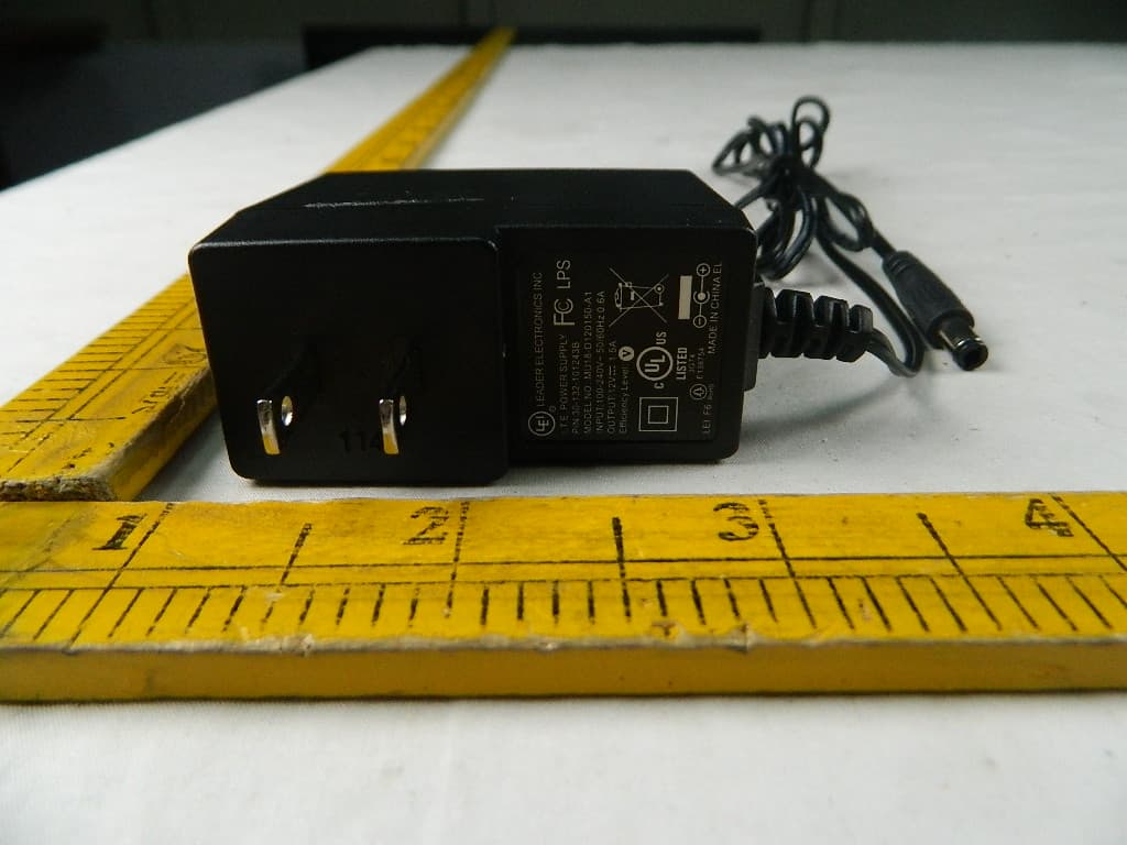 Wireles N VDSL2 4-port Bonding Combo WAN Gateway with HPNA - FCC ID I88VMG4380B10A - ZyXEL Communications Corporation (5)