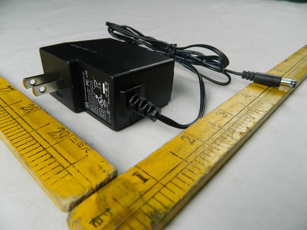 Wireles N VDSL2 4-port Bonding Combo WAN Gateway with HPNA - FCC ID I88VMG4380B10A - ZyXEL Communications Corporation (3)