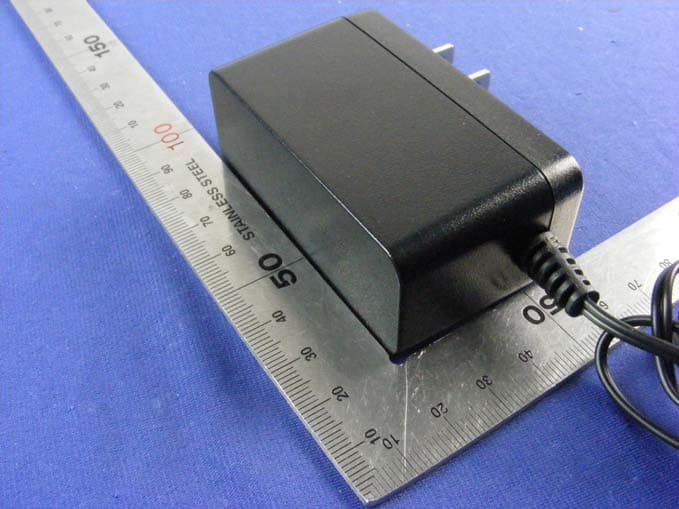 5-GHz Wireless N600 HD Media Streaming Box - FCC ID I88WAP5805 - ZyXEL Communications Corporation (3)