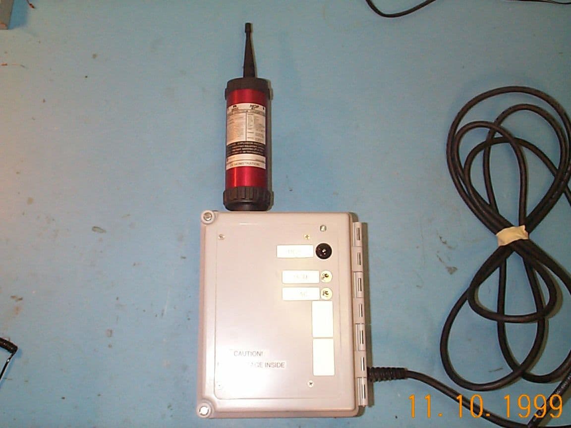 Data Transmitter - FCC ID IA9FHS900T - COOPER INDUSTRIES (ELECTRICAL) INC